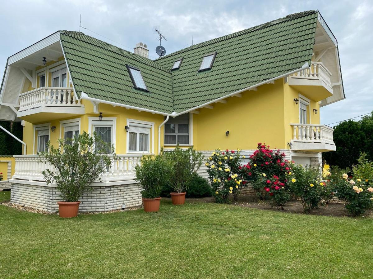 Margareta Apartmanhaz Daire Hajdúszoboszló Dış mekan fotoğraf