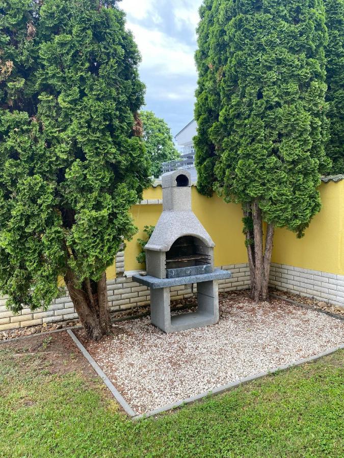 Margareta Apartmanhaz Daire Hajdúszoboszló Dış mekan fotoğraf